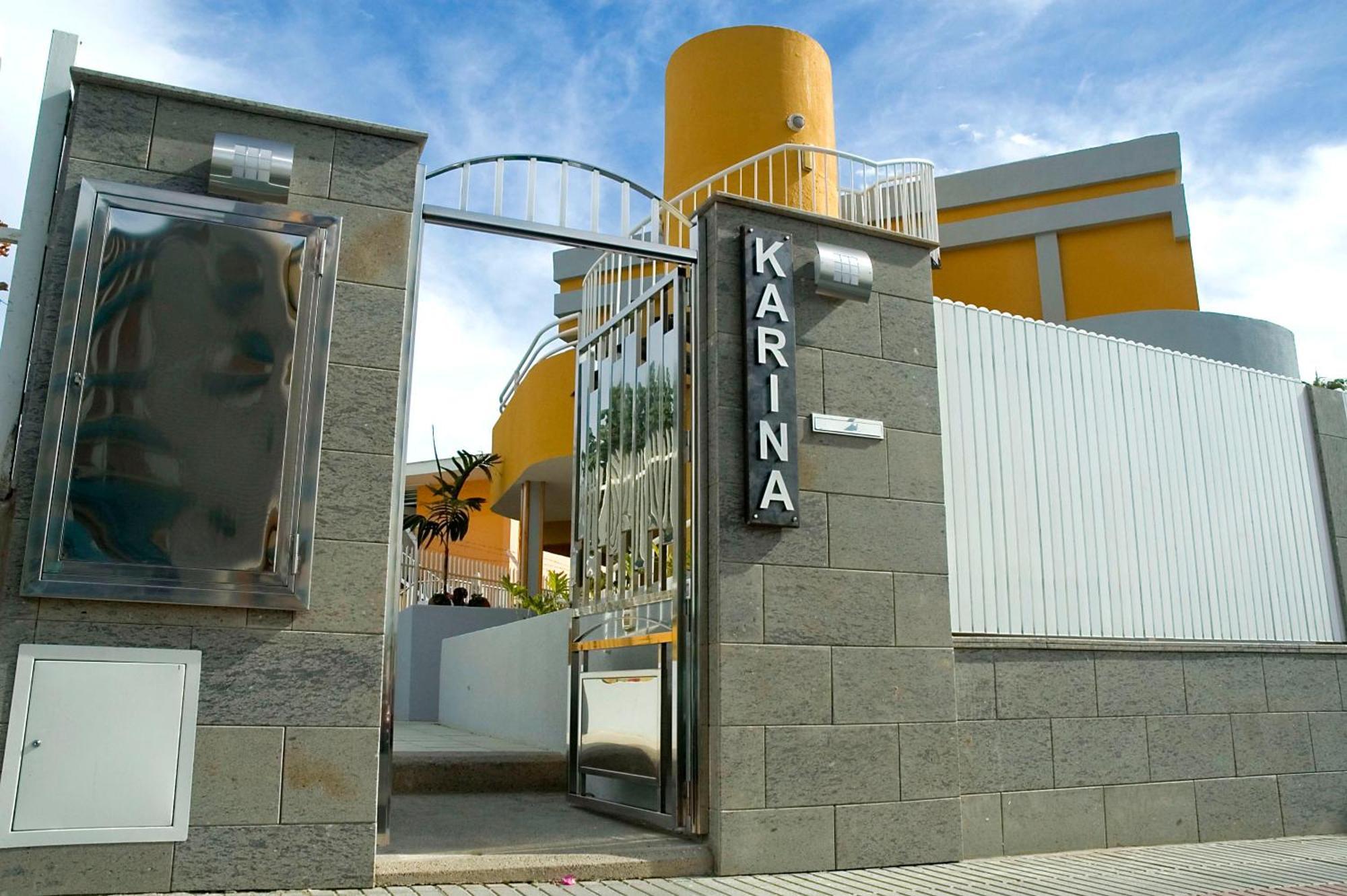 Apartamentos Karina بلايا ديل إنغلز المظهر الخارجي الصورة