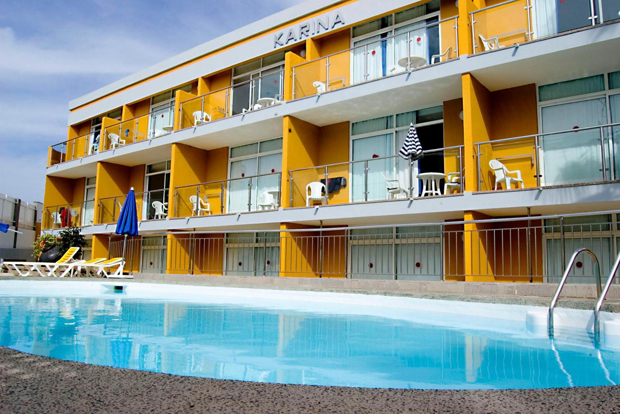 Apartamentos Karina بلايا ديل إنغلز المظهر الخارجي الصورة